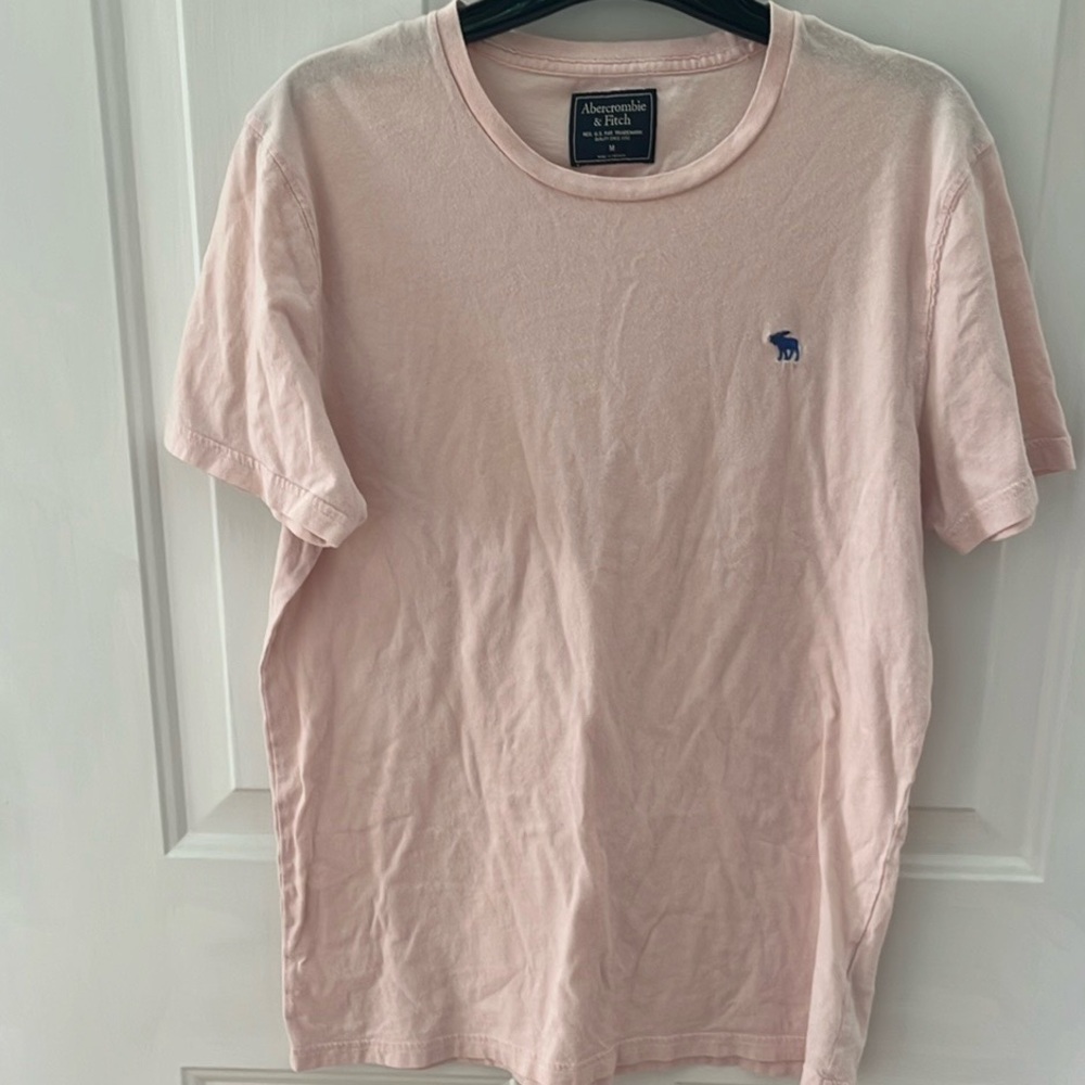 Abercrombie & Fitch Men’s Pink Logo Crew Neck T-Shirt